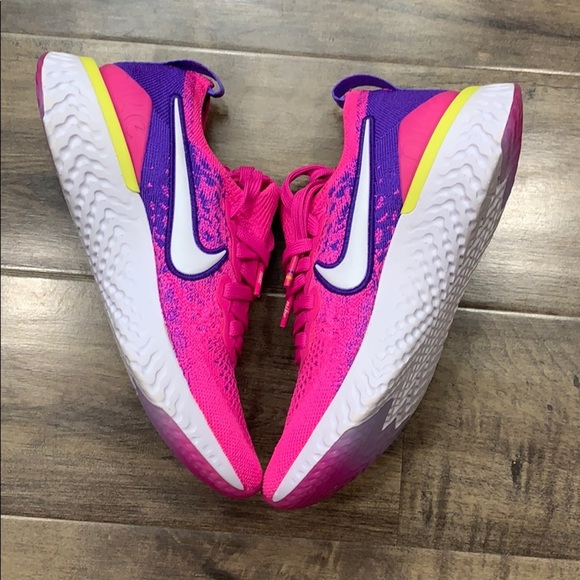 W NIKE EPIC REACT FLYKNIT 2 laser fuchsia/white - Picture 9 of 16